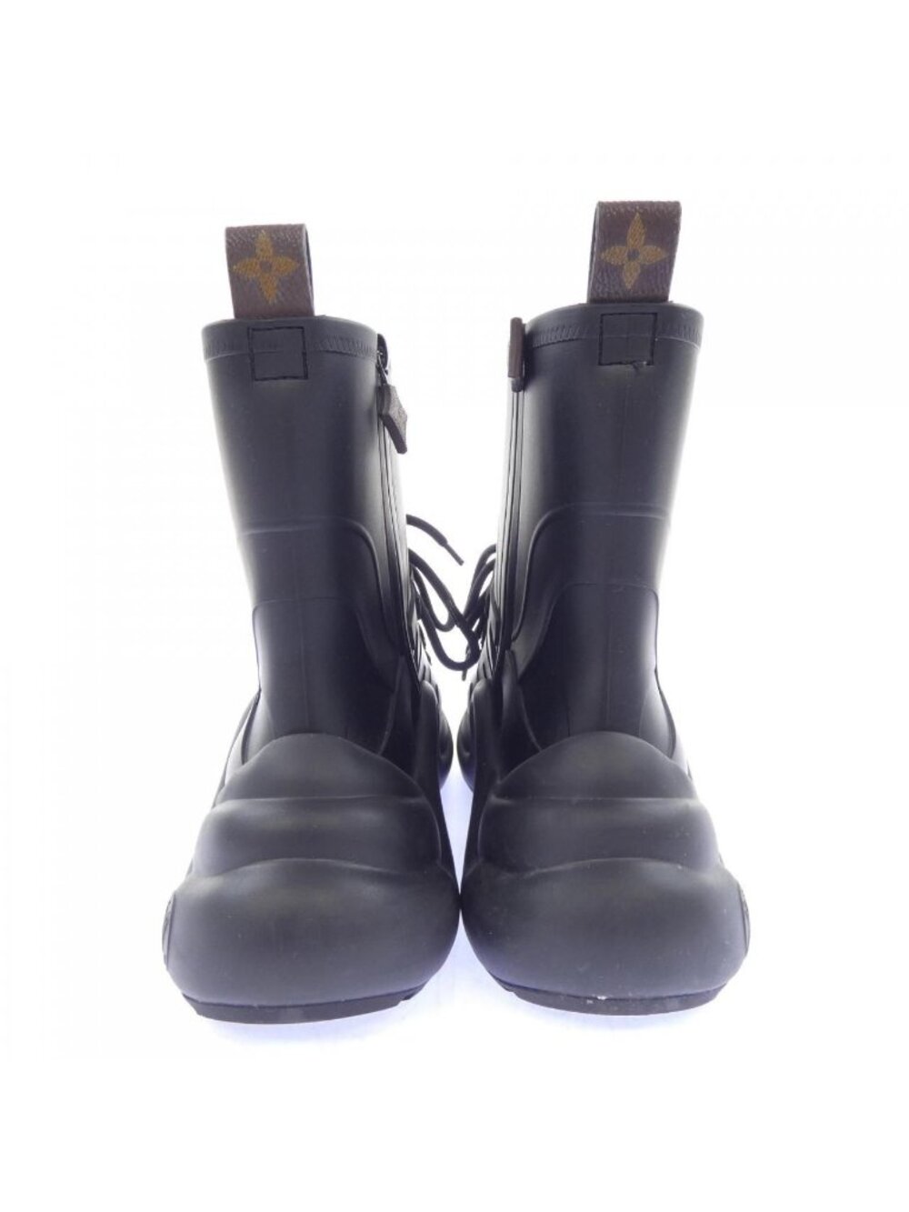 Louis Vuitton Line Boots - Picture 5 of 6